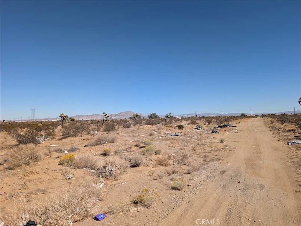 11150 Poppy Road Adelanto, CA 92301 - Photo 7 of 13