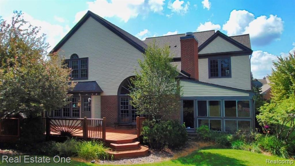 2458 Pleasant View Drive Rochester Hills, MI 48306 - Photo 34 of 68