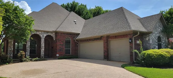 $3,500 | 856 Merion Drive, Fort Worth, TX 76028