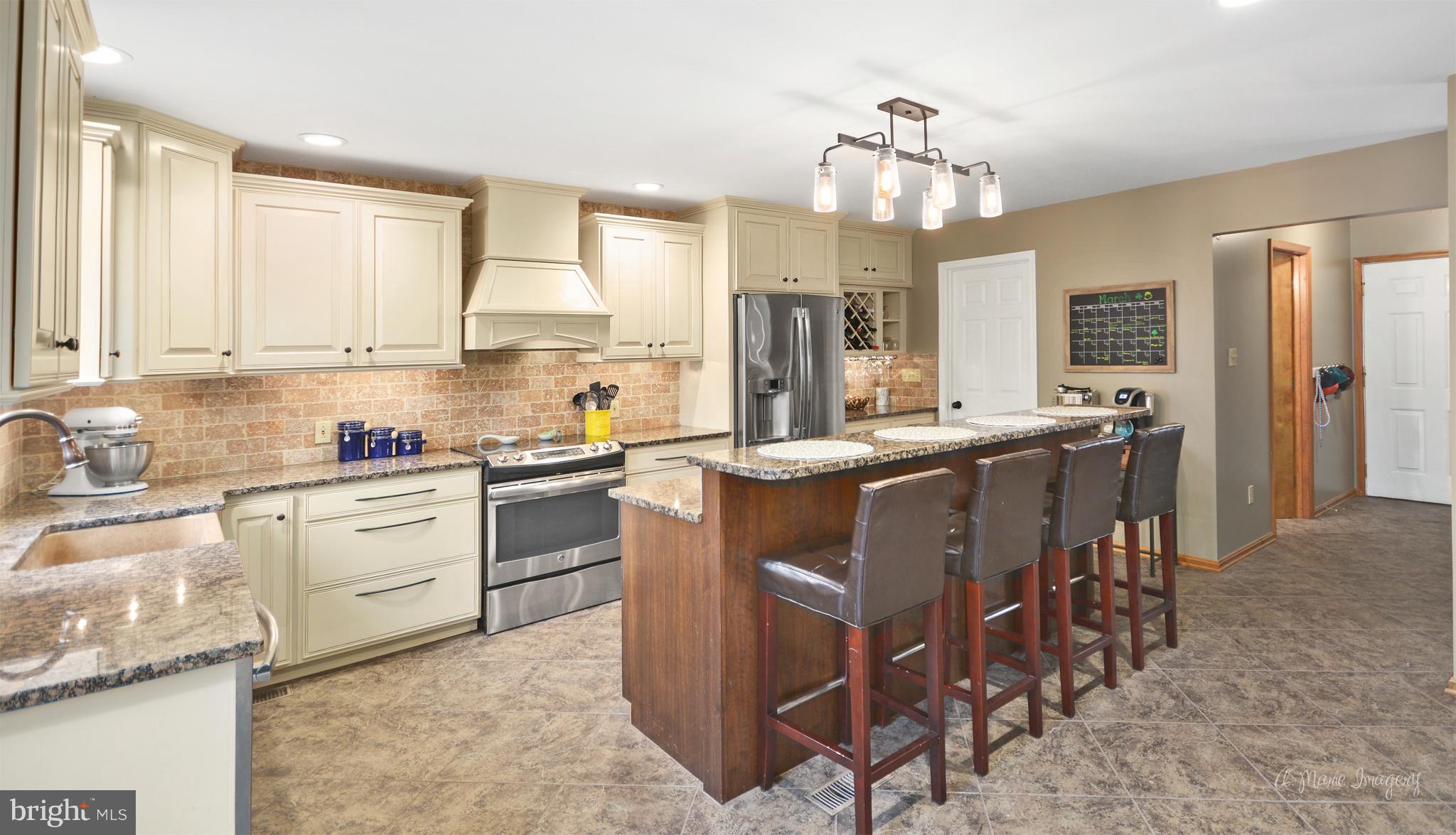 12267 Big Pool Road Clear Spring, MD 21722 - Photo 3 of 30 Stainless Appliances