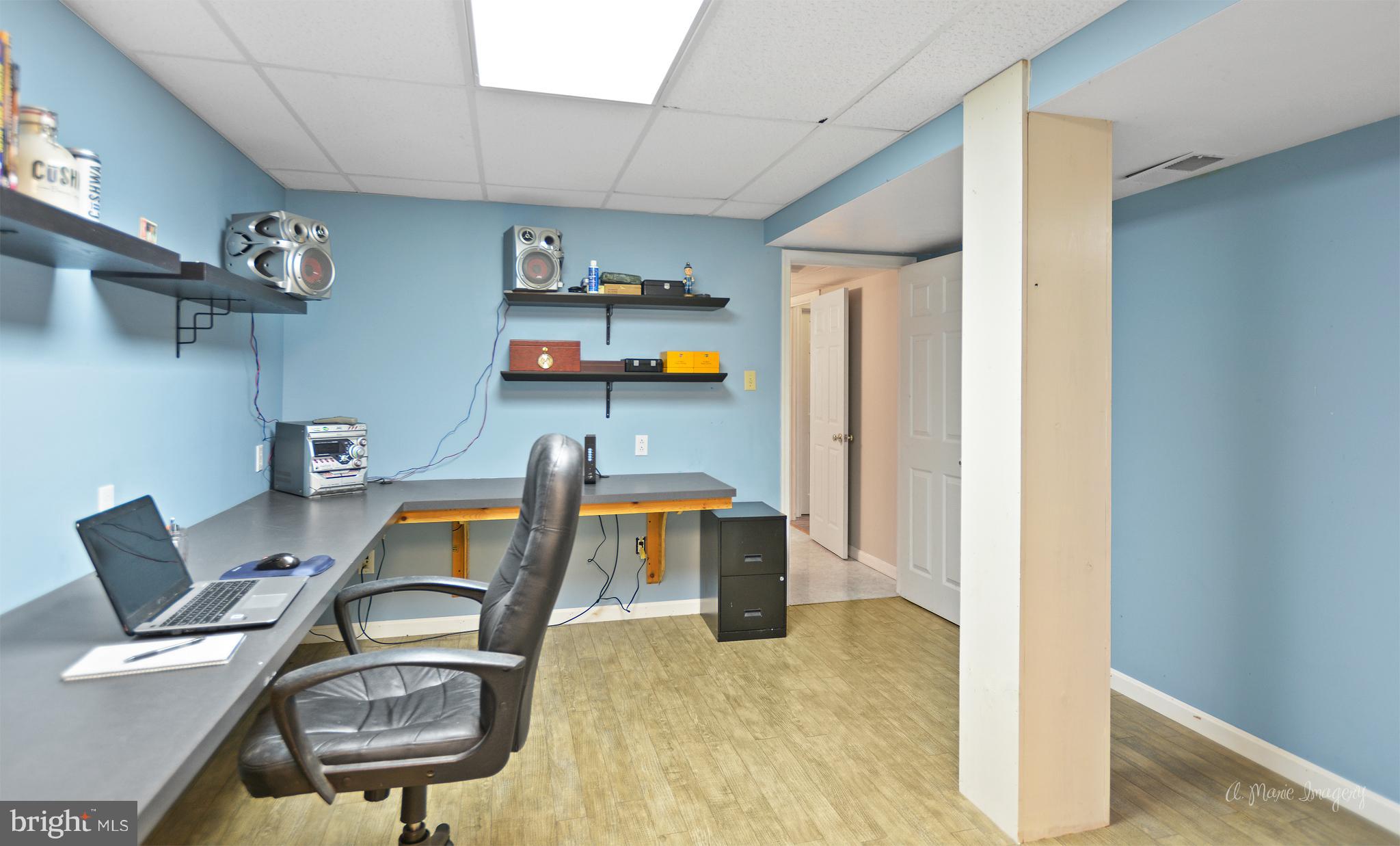 12267 Big Pool Road Clear Spring, MD 21722 - Photo 27 of 30 Office/Workshop