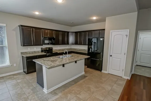 $279,000 | 1144 Berkshire Drive, Pearl River, LA 70452