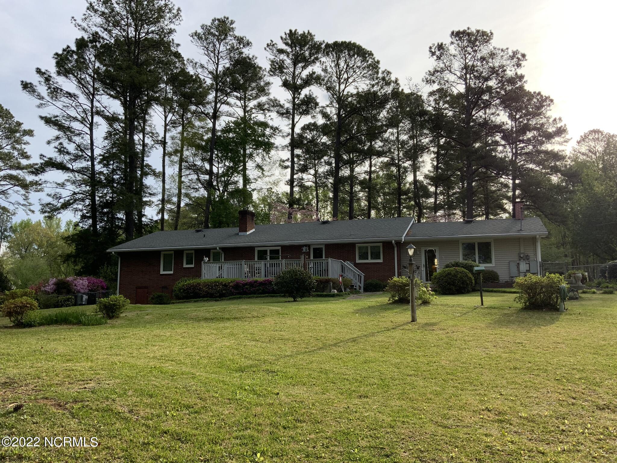 501 Love Lane Rockingham, NC 28379 - Photo 8 of 29 Back