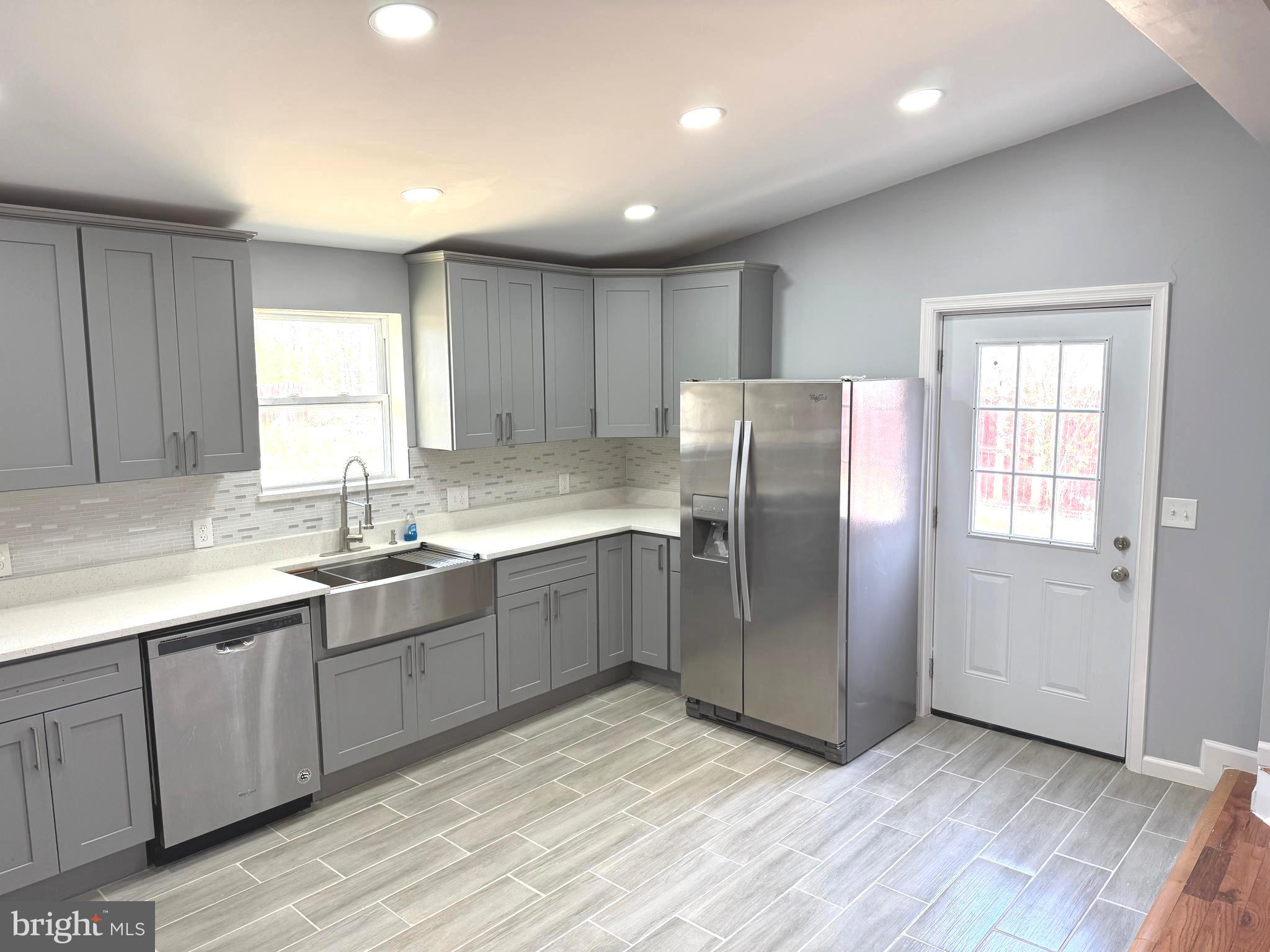 9013 Allentown Road Fort Washington, MD 20744 - Photo 16 of 32 Kitchen