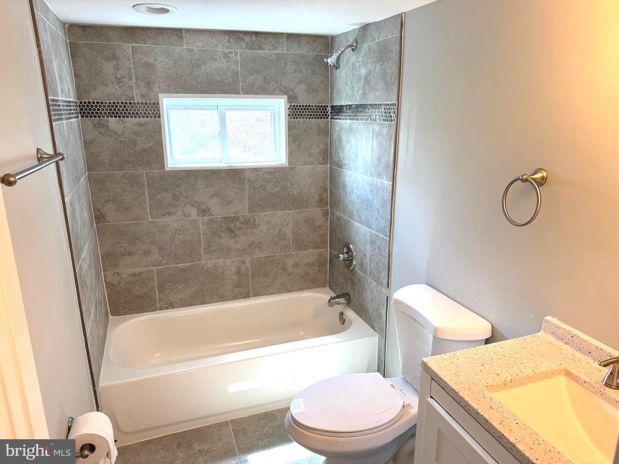 9013 Allentown Road Fort Washington, MD 20744 - Photo 29 of 32 Upstairs Bath