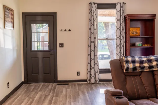 $180,000 | 454 South Lincoln Street, Orleans, IN 47452