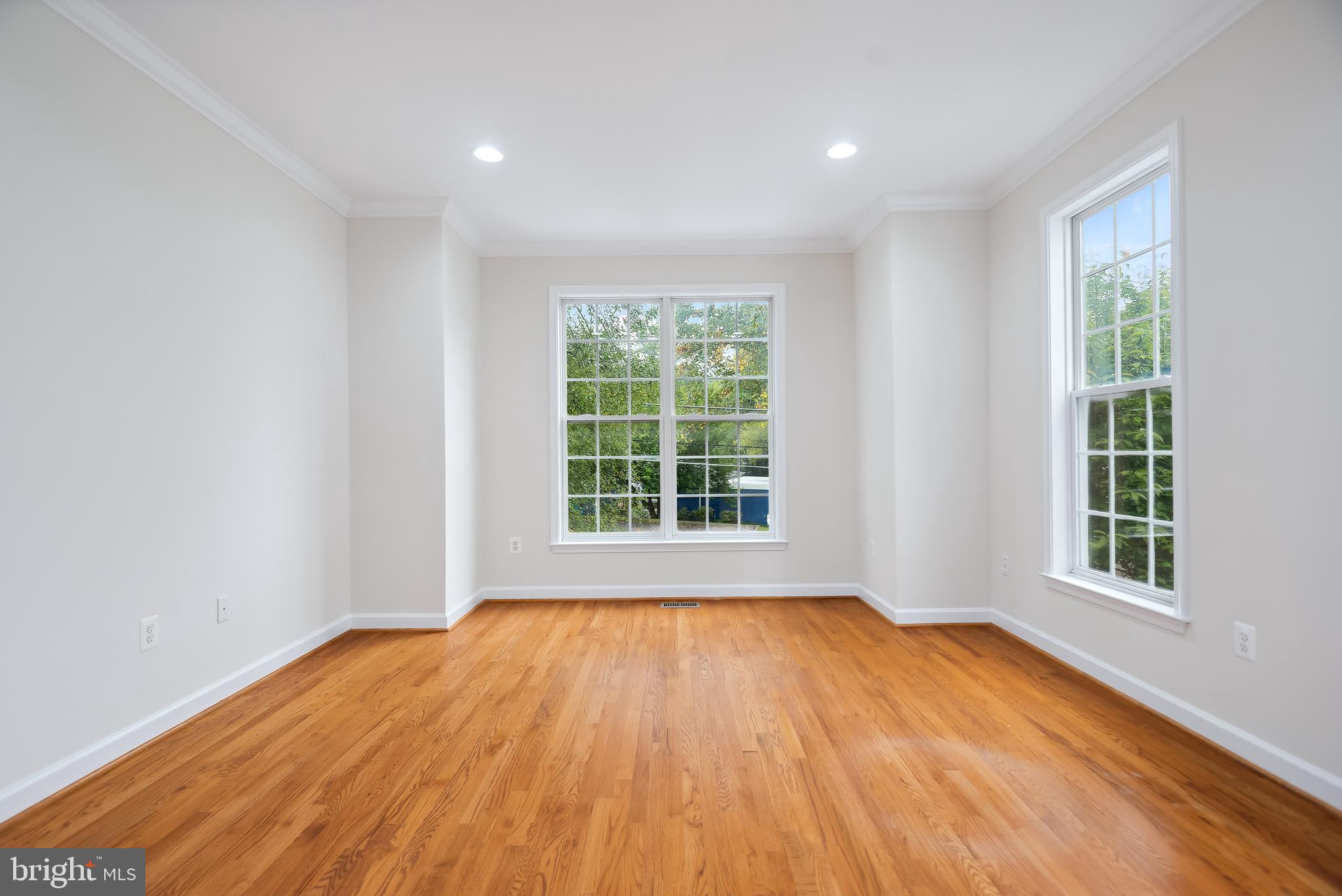 3303 Decatur Avenue Kensington, MD 20895 - Photo 12 of 94 Living room with windows