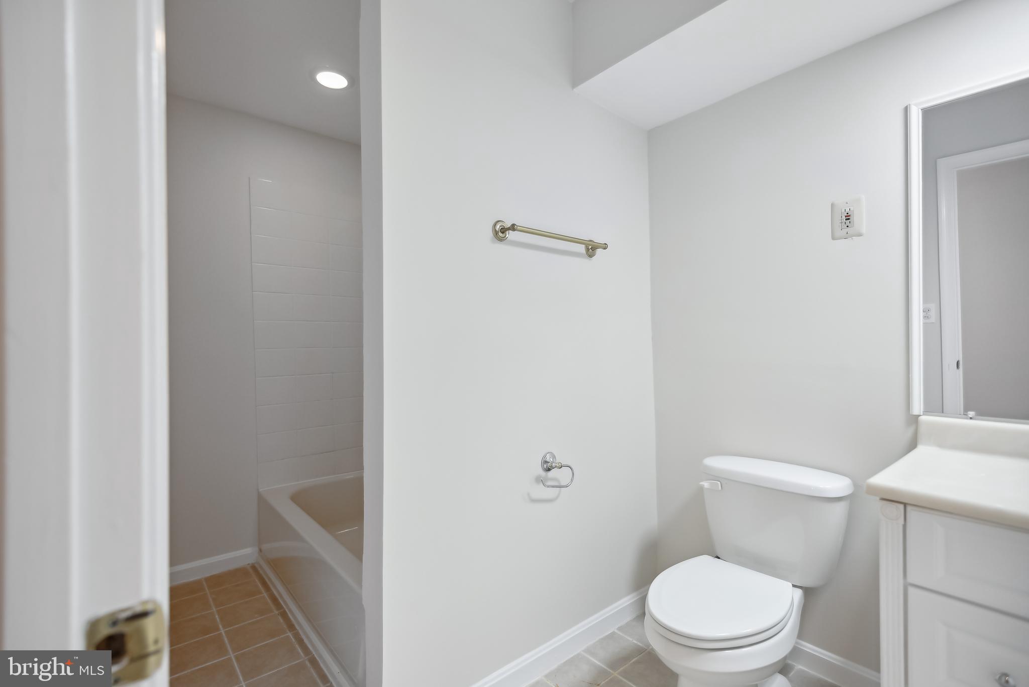 3303 Decatur Avenue Kensington, MD 20895 - Photo 67 of 94 Full Bathroom with bathtub