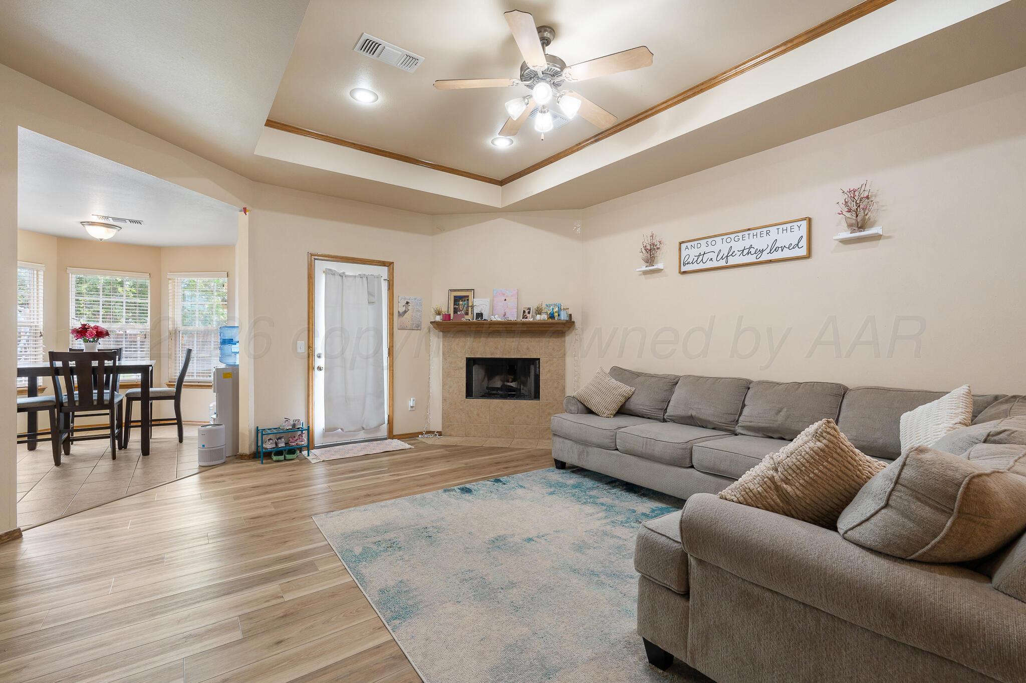 4010 Ross Street Amarillo, TX 79118 - Photo 5 of 26 Corner fireplace