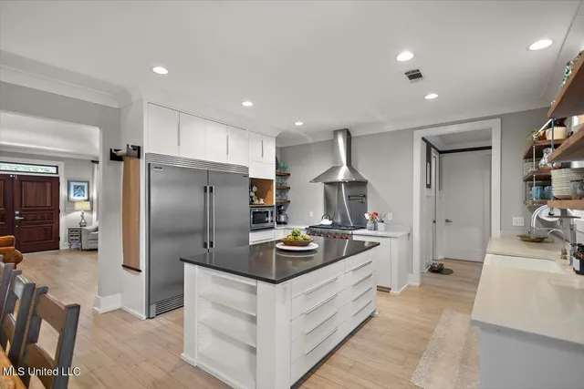 $949,900 | 729 Twelve Oaks, Canton, MS 39046