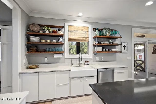 $949,900 | 729 Twelve Oaks, Canton, MS 39046