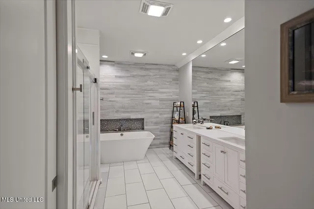 $949,900 | 729 Twelve Oaks, Canton, MS 39046