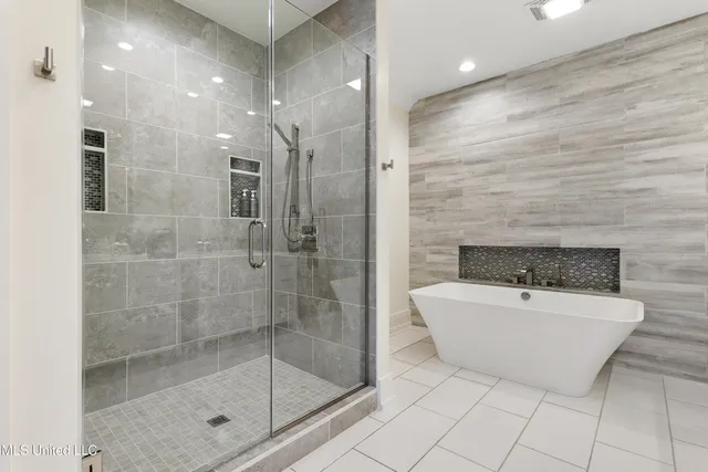 $949,900 | 729 Twelve Oaks, Canton, MS 39046