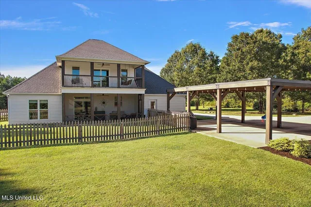 $949,900 | 729 Twelve Oaks, Canton, MS 39046