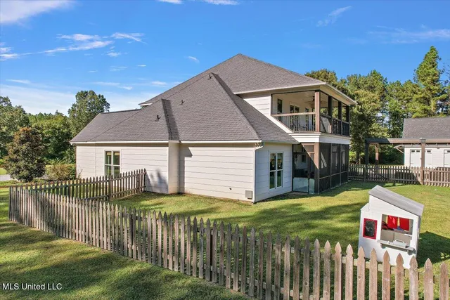 $949,900 | 729 Twelve Oaks, Canton, MS 39046