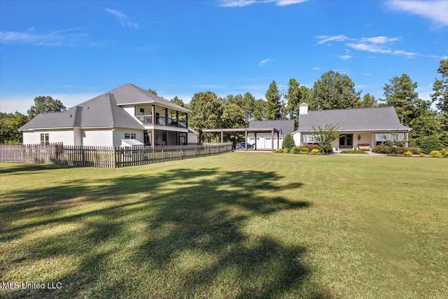 $949,900 | 729 Twelve Oaks, Canton, MS 39046