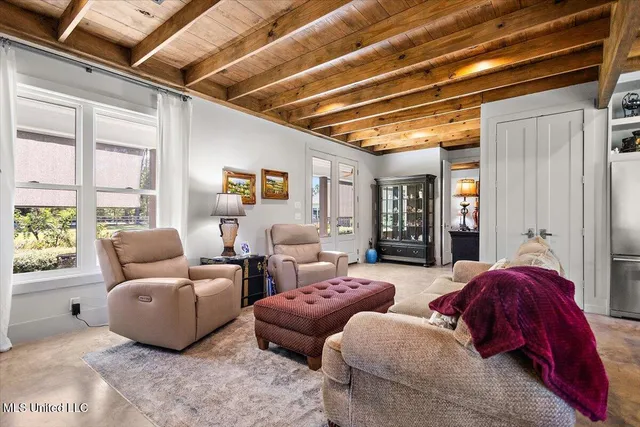 $949,900 | 729 Twelve Oaks, Canton, MS 39046