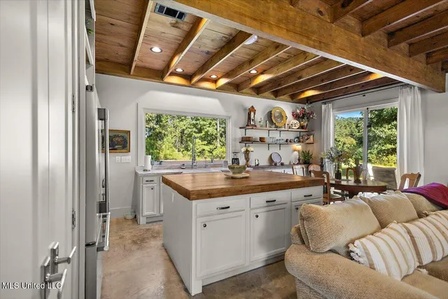 $949,900 | 729 Twelve Oaks, Canton, MS 39046