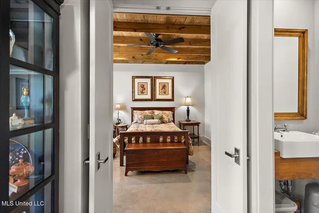 $949,900 | 729 Twelve Oaks, Canton, MS 39046