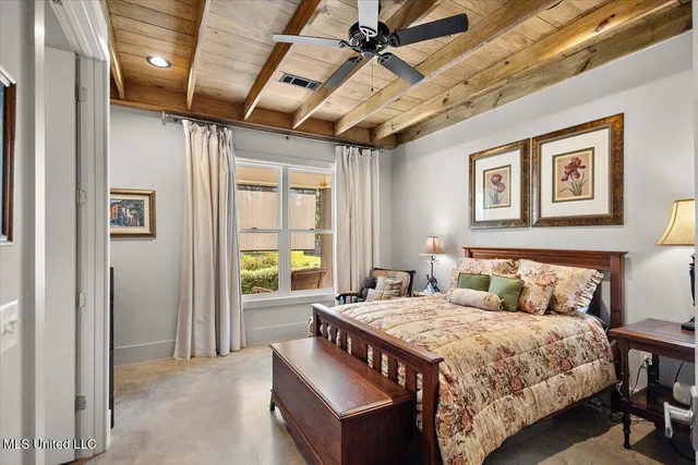 $949,900 | 729 Twelve Oaks, Canton, MS 39046