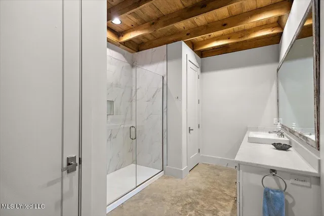 $949,900 | 729 Twelve Oaks, Canton, MS 39046