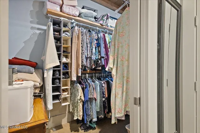 $949,900 | 729 Twelve Oaks, Canton, MS 39046