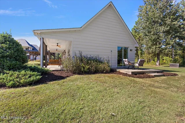 $949,900 | 729 Twelve Oaks, Canton, MS 39046