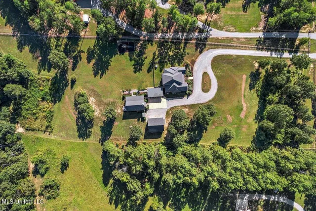 $949,900 | 729 Twelve Oaks, Canton, MS 39046