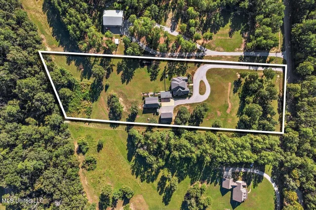 $949,900 | 729 Twelve Oaks, Canton, MS 39046