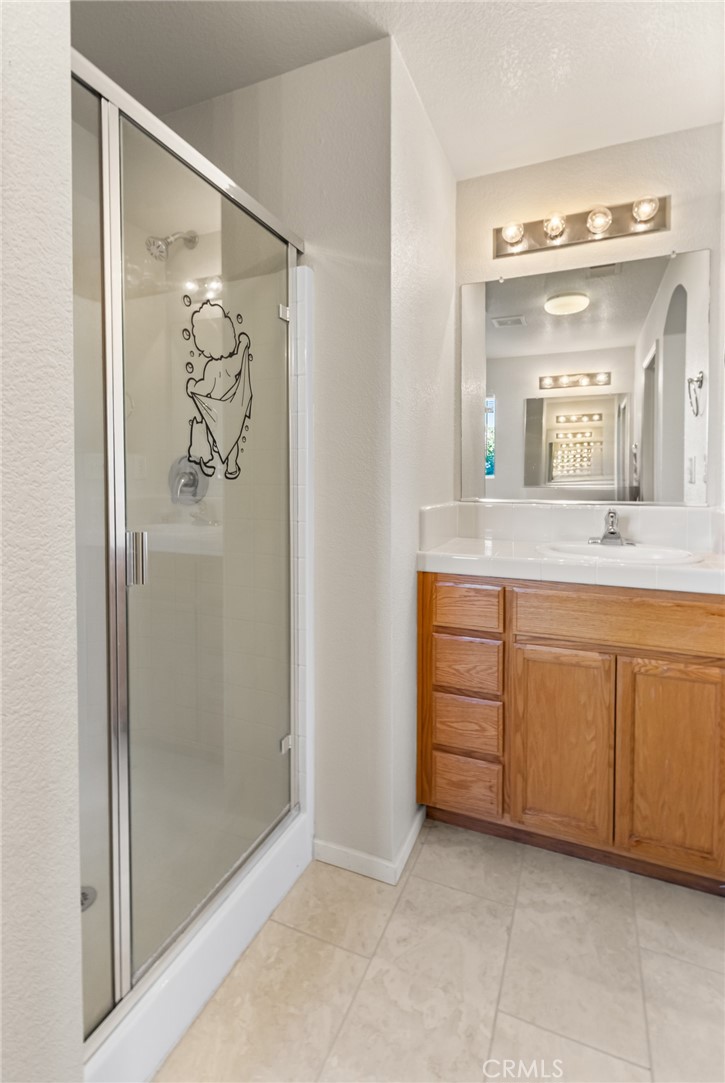2052 Solis Street Merced, CA 95348 - Photo 16 of 18 Master Bathroom