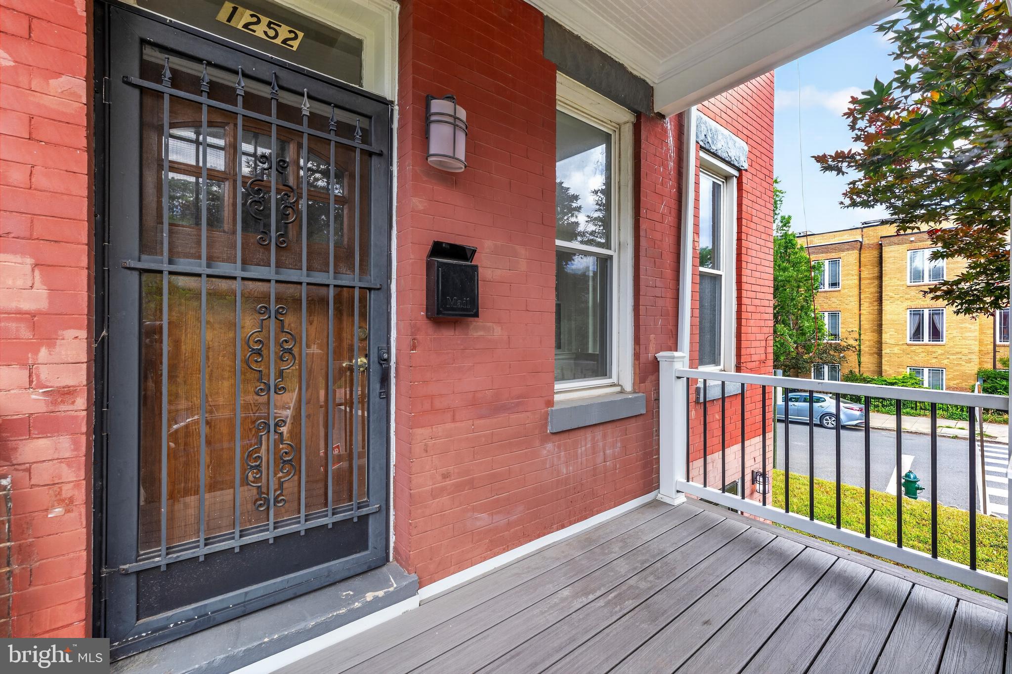 1252 E Street Northeast, Unit A Washington, DC 20002 - Photo 3 of 28