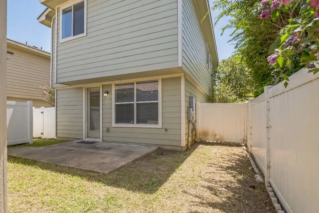 $2,050 | 508 North Cascades Avenue, Unit 1, Pflugerville, TX 78660