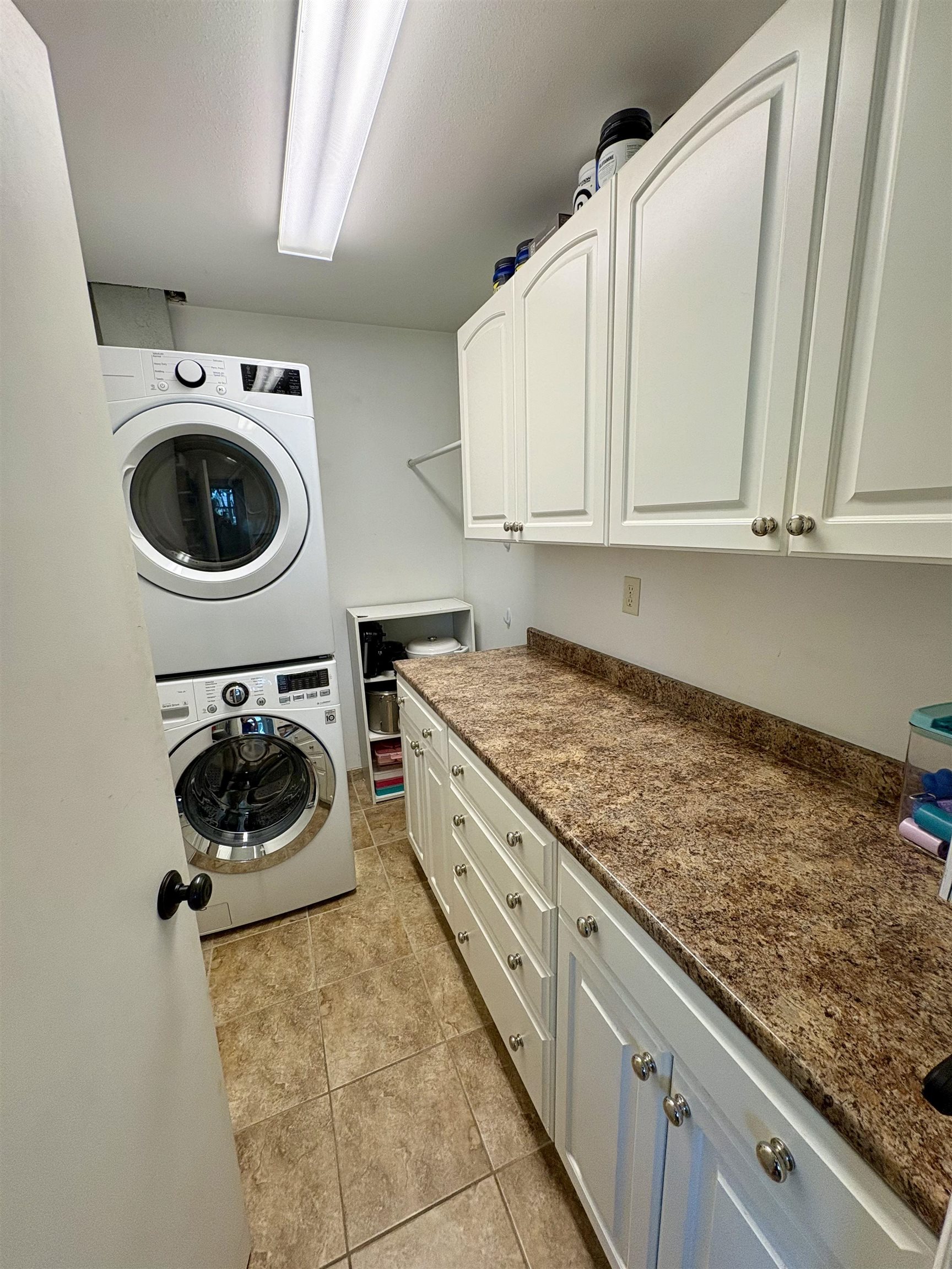 7226 Hubbard Avenue Middleton, WI 53562 - Photo 35 of 54