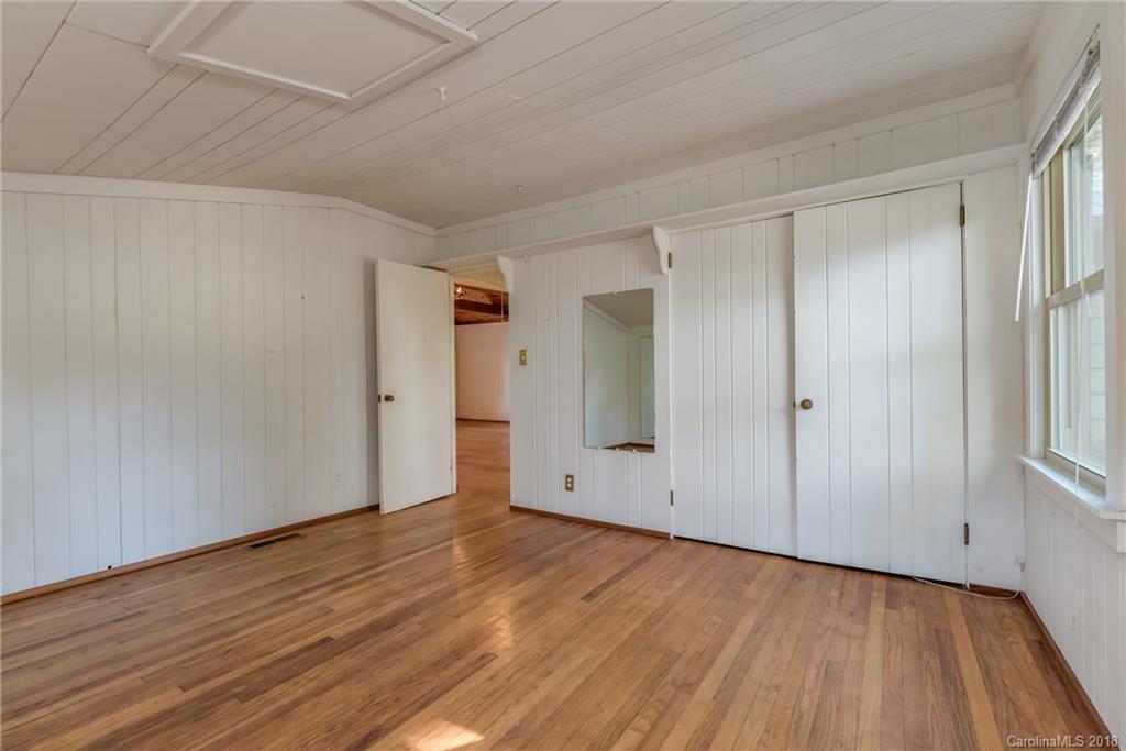 1500 Lynn Road Tryon, NC 28782 - Photo 11 of 28 Gallery Image 11