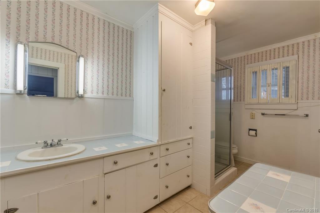 1500 Lynn Road Tryon, NC 28782 - Photo 12 of 28 Gallery Image 12