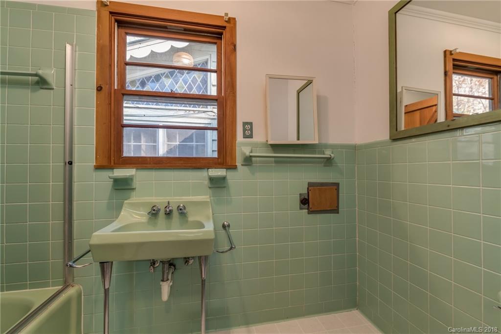 1500 Lynn Road Tryon, NC 28782 - Photo 18 of 28 Gallery Image 18