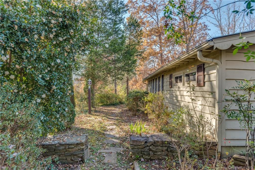 1500 Lynn Road Tryon, NC 28782 - Photo 21 of 28 Gallery Image 21