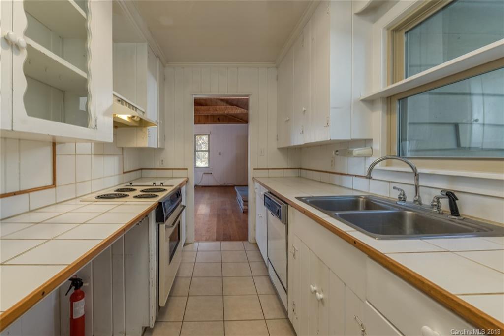1500 Lynn Road Tryon, NC 28782 - Photo 7 of 28 Gallery Image 7