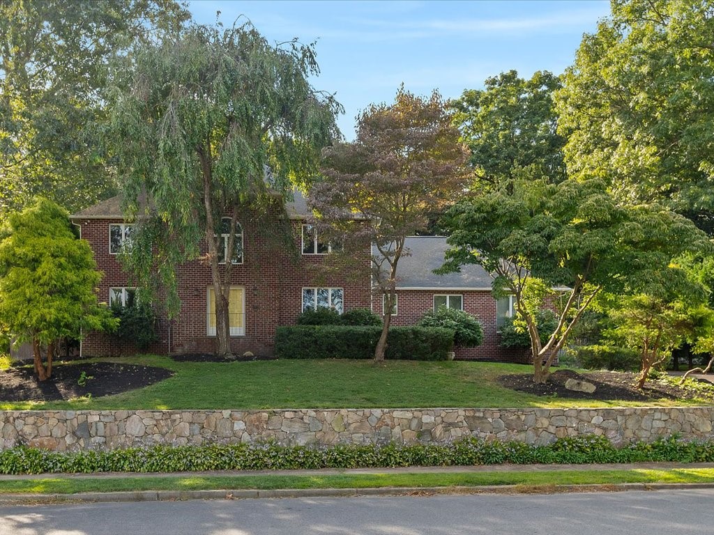 321 Blue Ridge Road Warwick, RI 02886 - Photo 1 of 31
