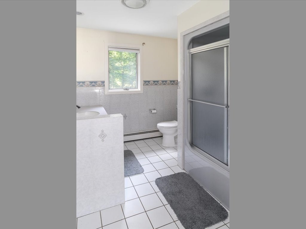 321 Blue Ridge Road Warwick, RI 02886 - Photo 28 of 31
