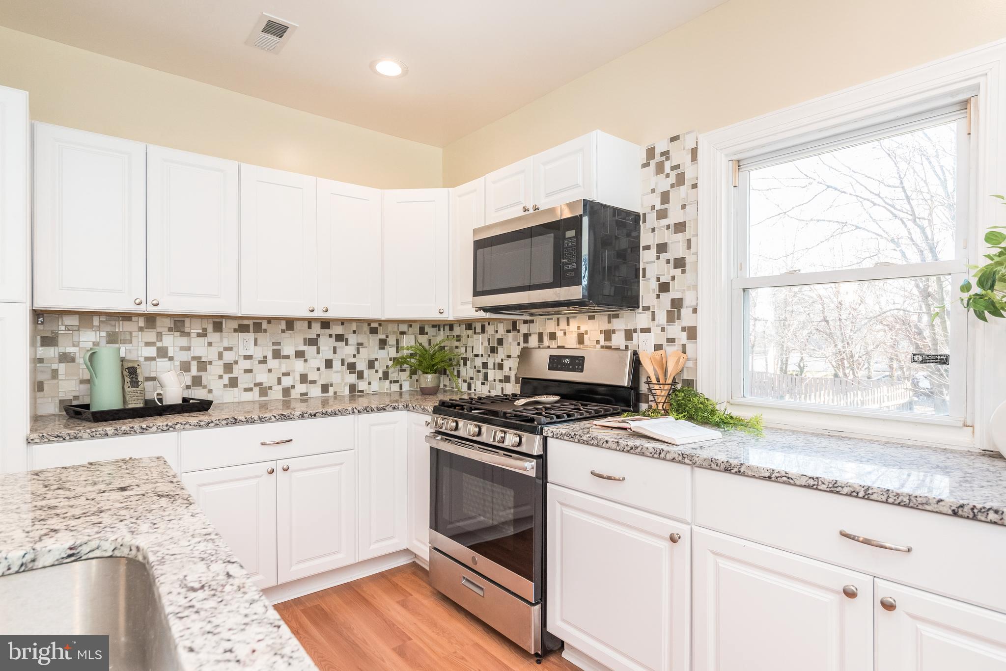 7305 Old Harford Road Baltimore, MD 21234 - Photo 20 of 56 Updated Kitchen
