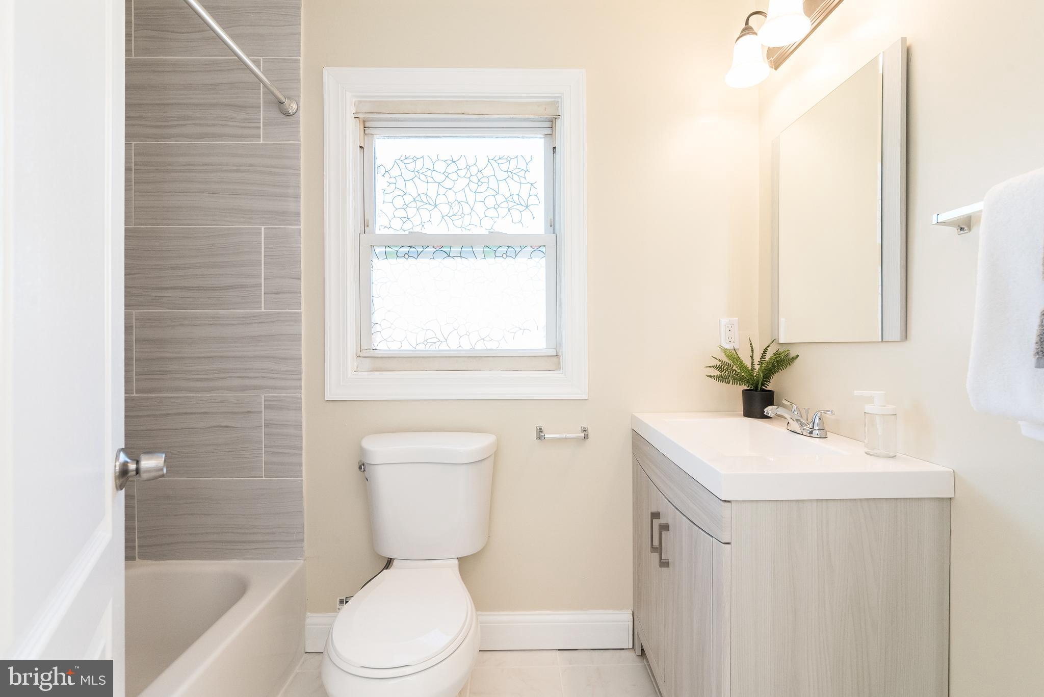 7305 Old Harford Road Baltimore, MD 21234 - Photo 10 of 56 Upper Level Full Bath