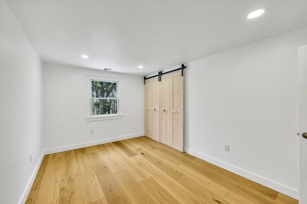 531 Menauhant Road Falmouth, MA 02536 - Photo 30 of 42