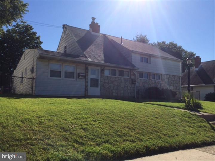 9311 Andover Road Philadelphia, PA 19114 - Photo 20 of 20 Exterior Front