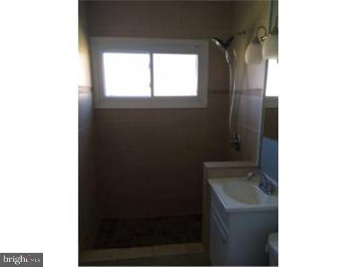 9311 Andover Road Philadelphia, PA 19114 - Photo 8 of 20 Bathroom