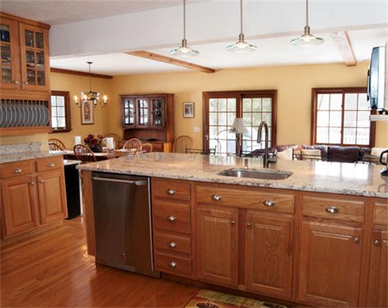 7 Meadow Road Northborough, MA 01532 - Photo 3 of 23 Gallery Image 3