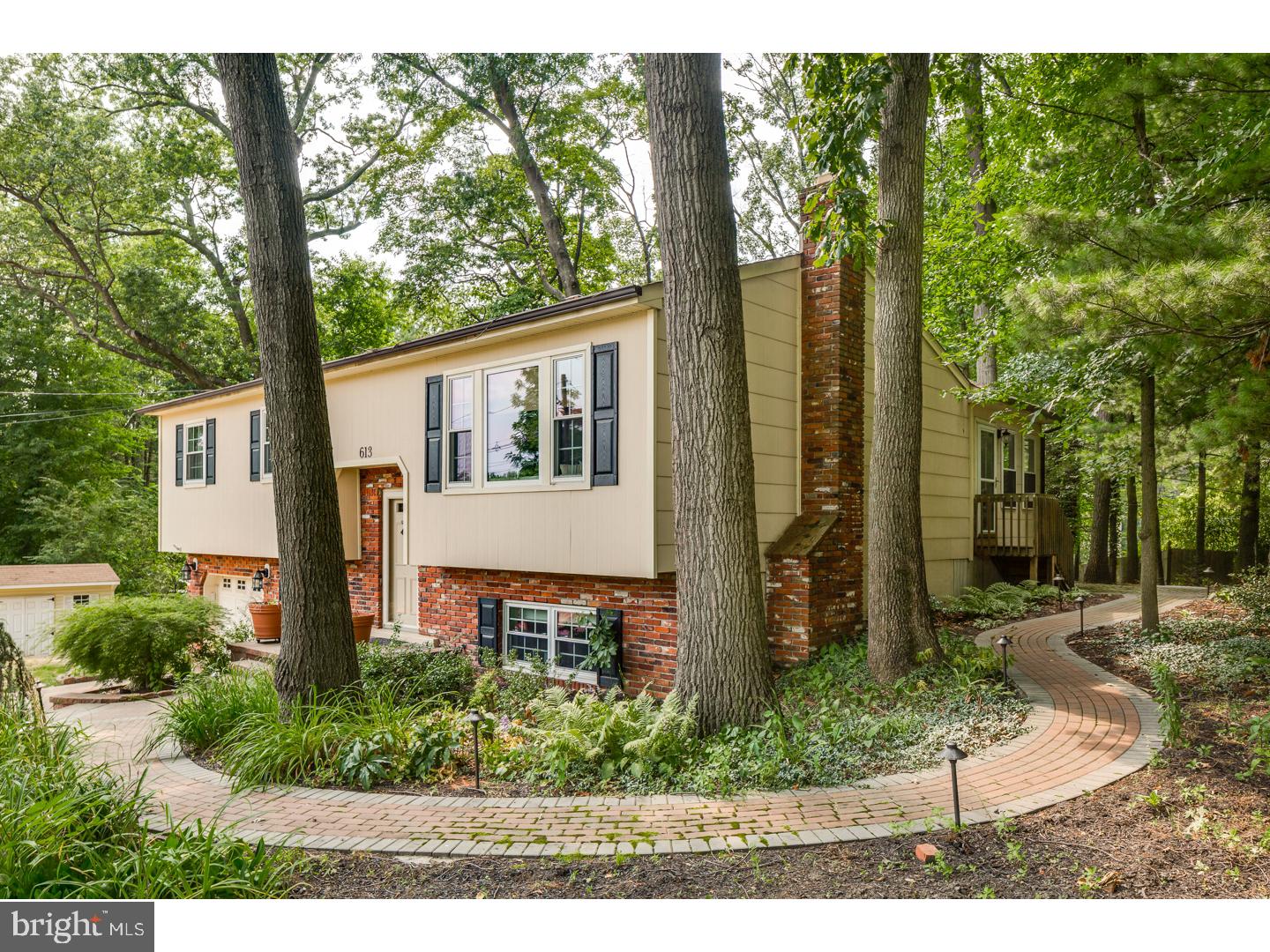 613 Covered Bridge Road Cherry Hill, NJ 08034 - Photo 2 of 25
