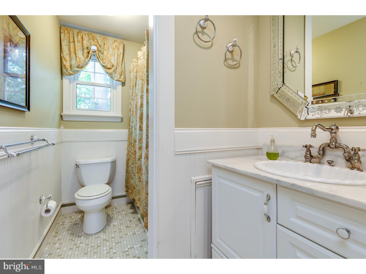 613 Covered Bridge Road Cherry Hill, NJ 08034 - Photo 13 of 25