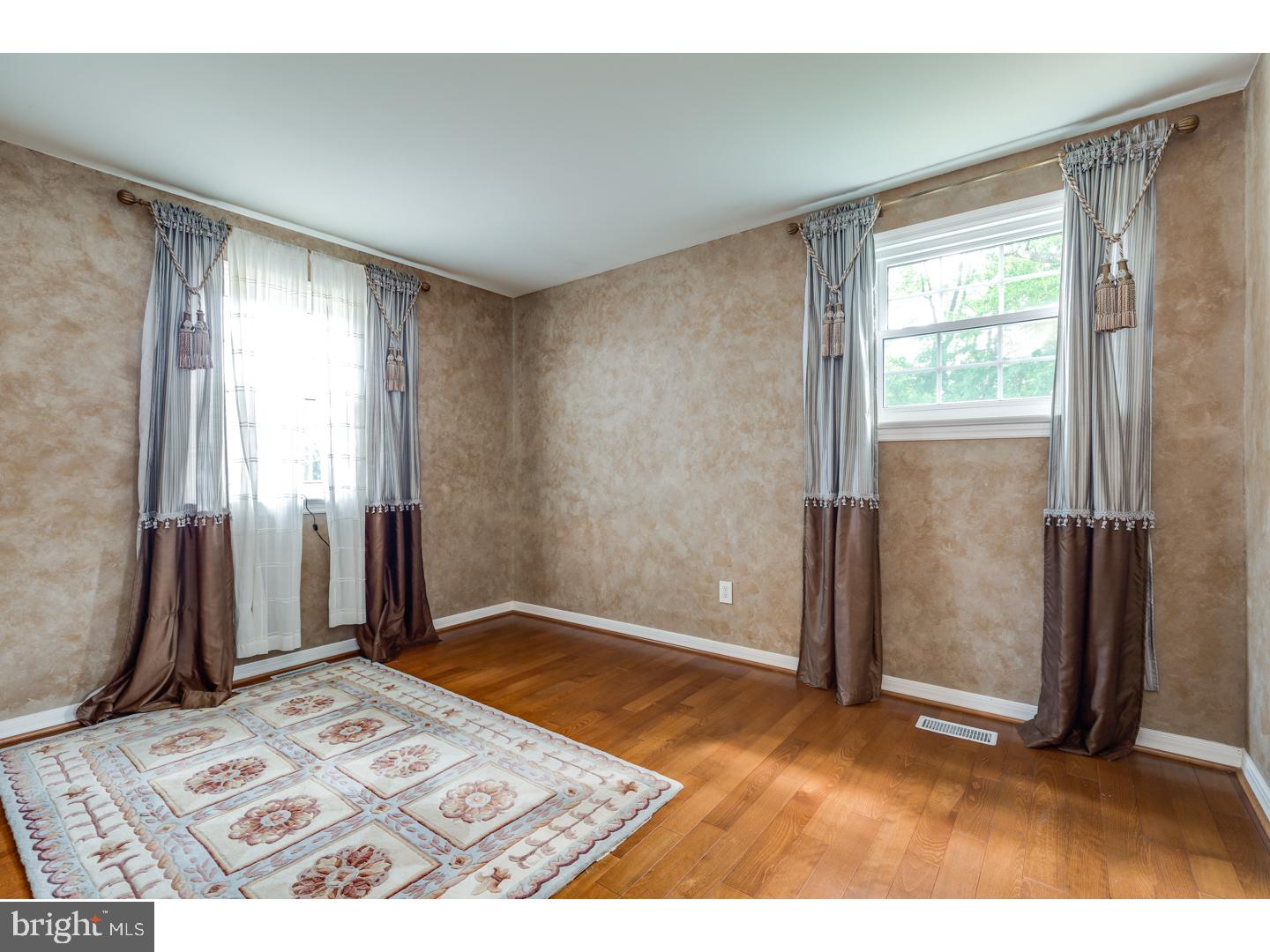 613 Covered Bridge Road Cherry Hill, NJ 08034 - Photo 15 of 25