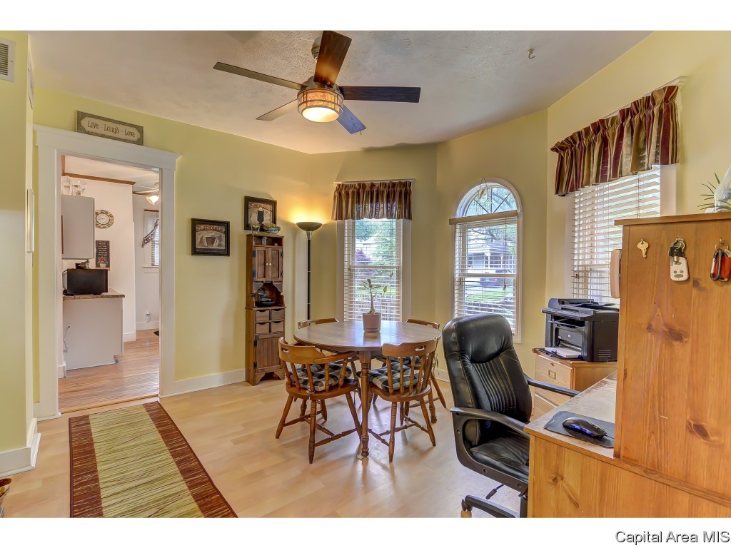 1459 North 4th Street Springfield, IL 62702 - Photo 7 of 28